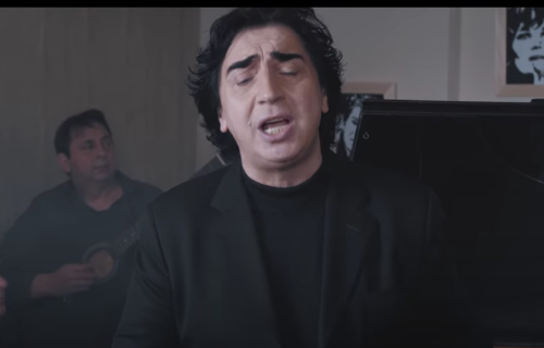 Otpevao pesmu Džeju u ČAST! Pevačev prijatelj SNIMIO emotivni spot, okupio sve njegove prijatelje (VIDEO)