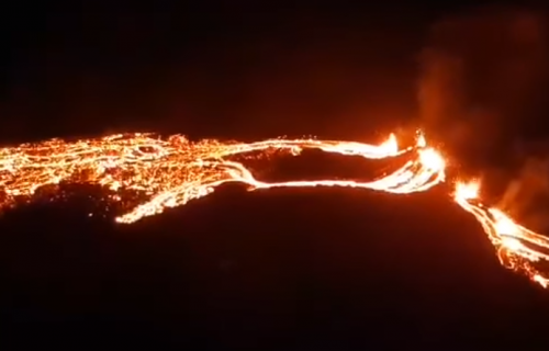 Nakon 800 godina "tišine": Zastrašujući snimci erupcije vulkana na Islandu posle 50.000 potresa (VIDEO)