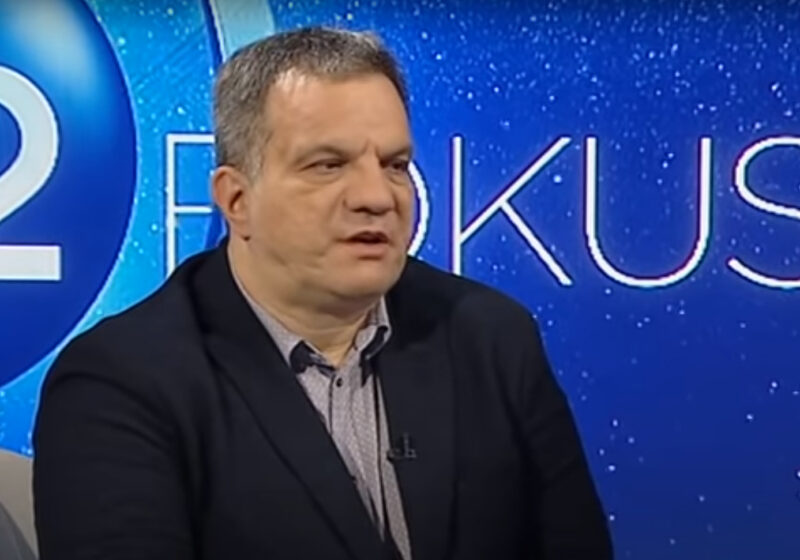 Oglasio se Dejan Vuk Stanković nakon što je hitno napustio sednicu Skupštine jer mu je pozlilo
