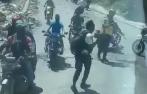 Strašne scene: Pokušaj otmice fudbalske reprezentacije pred meč kvalifikacija za Mundijal (VIDEO)