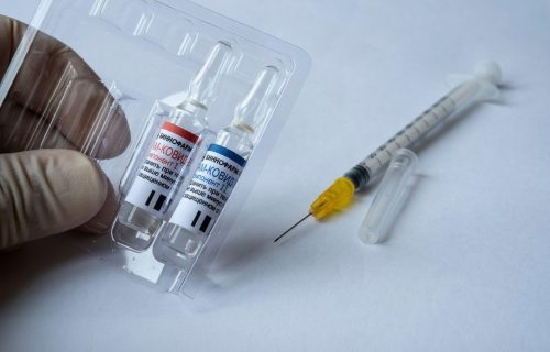 Kakav rulet?! Sputnjik V je izuzetno efikasan: Rusija odgovara na izjavu čelnice EMA