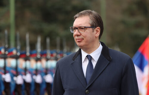 "Boljeg od Vučića nema, to je Bog stvorio": Građani ISKRENIM ODGOVORIMA pokvarili planove Nove S (VIDEO)