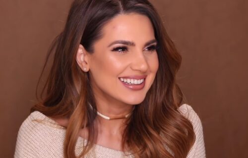 Na Instagramu je prati 390.000 ljudi, a sada nam je otkrila kako da, uz malo šminke, dobijemo PUNIJE USNE