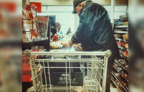 "Stanje nacije je stalo u plastičnu kutijicu": Neverica zbog PAŠTETE u HRVATSKOJ prodavnici (FOTO)