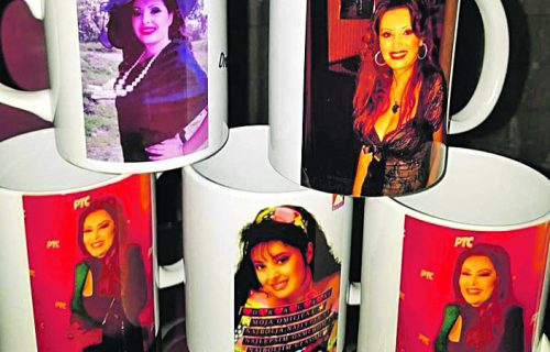 Evo šta su naše zvezde dobijale od FANOVA: Od portreta preko tetovaža i portikli pa sve do ZMIJA i GAĆICA