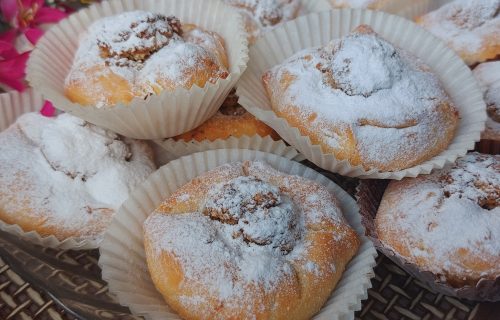 Vratiće vas u DETINJSTVO: Ukusni kolači sa orasima, baš kakve su pravile naše bake (RECEPT+VIDEO)