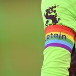 Ono kad se politika umeša u sport: Odbio da nosi traku sa LGBT obeležjem, pa ga "izbacili" iz ekipe!