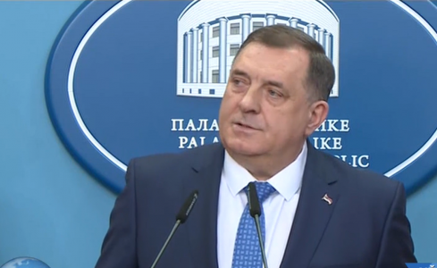 Dodik: “‘Lutkarsko pozorište Majkla Marfija’, SNSD bira da radi s ljudima, a ne s ‘Pinokiom i Đepetom'”