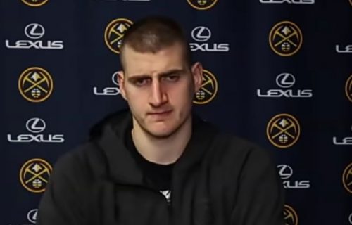 Denver baš neće ove sezone: Jokić u neverici zbog nove povrede! (VIDEO)