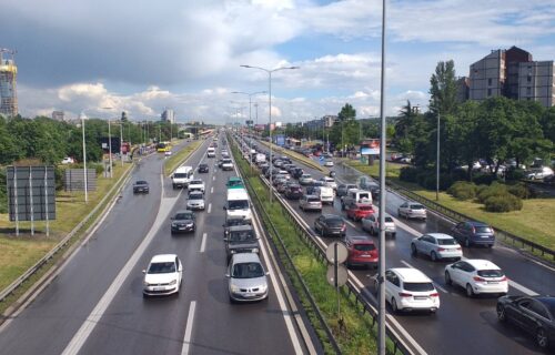 Užasne posledice: Beograd paralisan, automobili mile, izbegavajte ove delove grada (VIDEO)