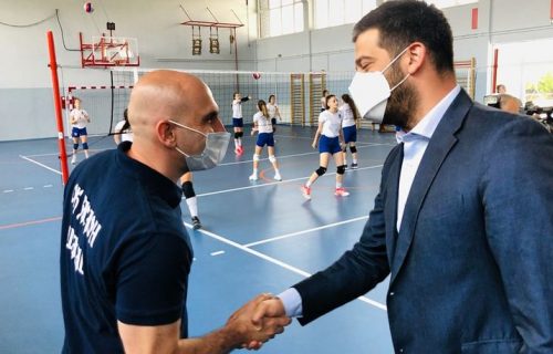 Vanja Udovičić posetio Šabac: Ministar sporta i omladine obišao novu sportsku dvoranu u ovom gradu (FOTO)