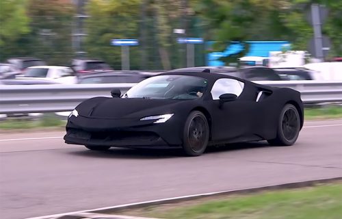 Ferrari SF90 koji je zbunio internet: Ovakav trend još nije viđen (VIDEO)