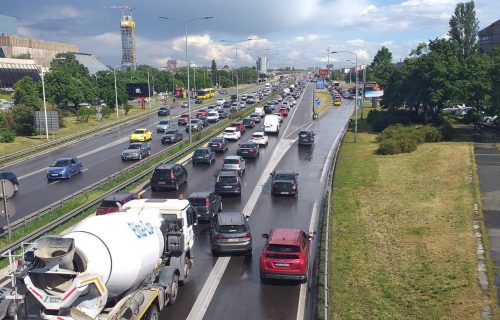 Lančani udes izazvao kolaps u ovom delu grada, gužve i u Zemunu