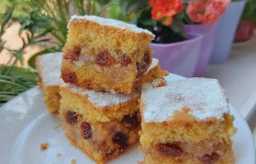 Provereno i uvek ODLIČNO: Čarobna pita sa jabukama i suvim grožđem (RECEPT+VIDEO)