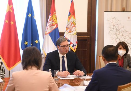 Vučić sa delegacijom kompanije Šandong: Razvoj infrastrukture u Srbiji jedan od prioriteta (FOTO)