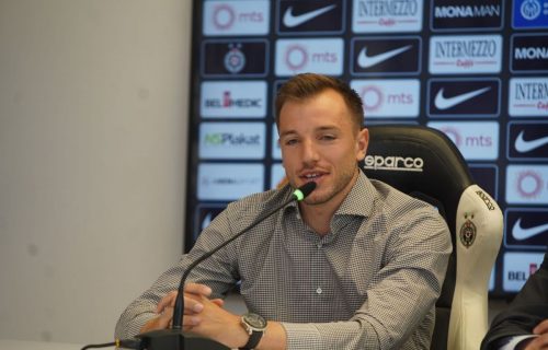 Ne igra protiv Crne Gore da bi potpisao za Partizan: Predstavljen Siniša Saničanin (FOTO)