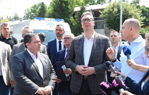 Predsednik Vučić najavio odlične vesti: Novo POVEĆANJE PLATA za zdravstvene radnike