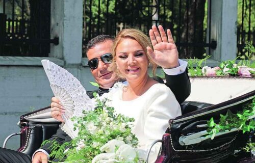 Bilja Sečivanović se VENČALA i u crkvi: Mlada sija u prelepoj VENČANICI, mladoženja kiti muzičare (FOTO)