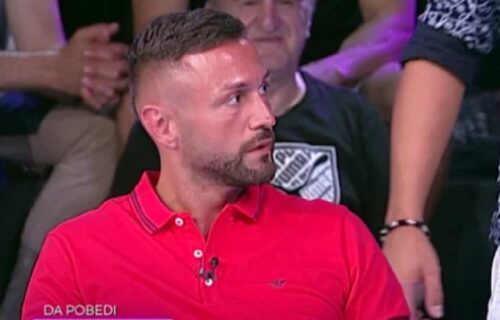 Ovo su svi IŠČEKIVALI: Tara poslala Ša tajnu poruku, pa izašla i POLJUBILA ga na sceni (FOTO)