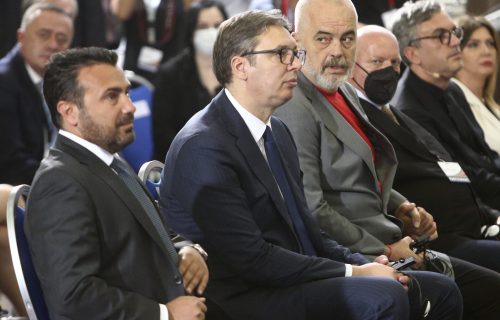 Mini Šengen dobio NOVI naziv - "Otvoreni Balkan": Vučić, Zaev i Rama potpisali tri KLJUČNA sporazuma