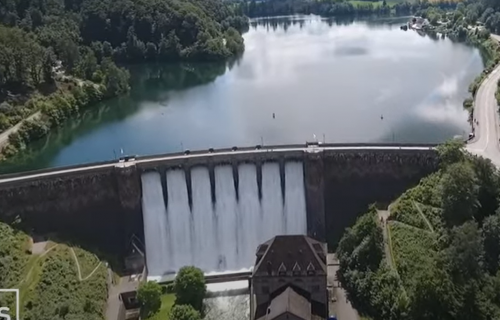 Nemačkoj preti KATAKLIZMA ako brana popusti: To nije jedina opasnost, naređena EVAKUACIJA na jugu (VIDEO)