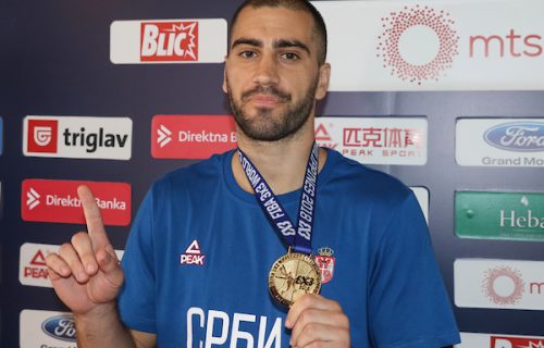 Nikada ga ne biste prepoznali: Isplivala fotka Buluta iz ranog detinjstva (FOTO)