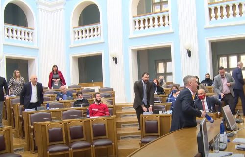 Vanredna sednica skupštine prestonice Cetinja: Donosi se odluka o ceremoniji USTOLIČENJA JOANIKIJA