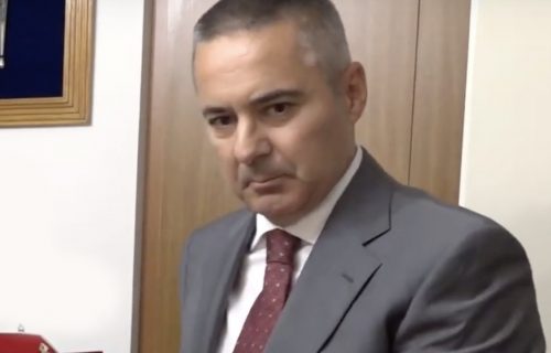 Veljović hteo da KOMANDUJE, policajci ga molili da im "ne pravi probleme": Milovog savetnika čeka KAZNA