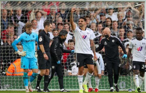 Mitrović rešeta u Čempionšipu: Dao gol, asistirao, pa promašio penal u ubedljivoj pobedi