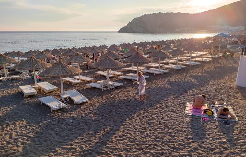Turisti izbezumljeni u Crnoj Gori: Snimak koji je osvanuo na društvenim mrežama ZAPREPASTIO sve! (VIDEO)