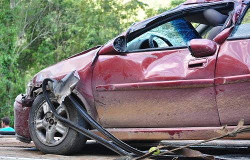 Težak udes na auto-putu "Miloš Veliki": Suadrili se kamion i automobil (VIDEO)