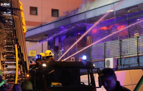 Naši vatrogasci među NAJBOLJIMA na svetu: Otkriveno kako je menjana TAKTIKA tokom požara u tržnom centru
