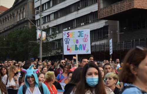 Završena Prajd šetnja u Beogradu: Skup okončan mirno i bez incidenata