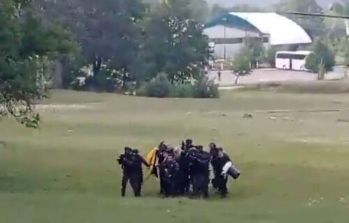 Patrijarh i mitropolit POD ZAŠTITOM ušli u Cetinjski manastir: Pogledajte kako je to izgledalo (VIDEO)