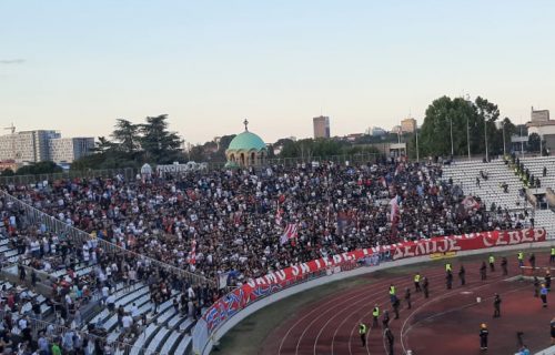 Provokacija "delija" na Partizanovom stadionu: Navijači Zvezde su imali brutalnu poruku (VIDEO)