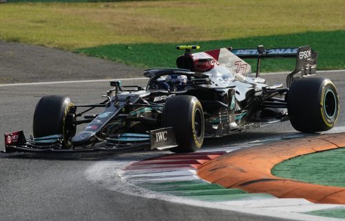 Veliki peh za Mercedes: Botas najbrži, ali kreće kao poslednji, Ferstapen ponovo ispred Hamiltona