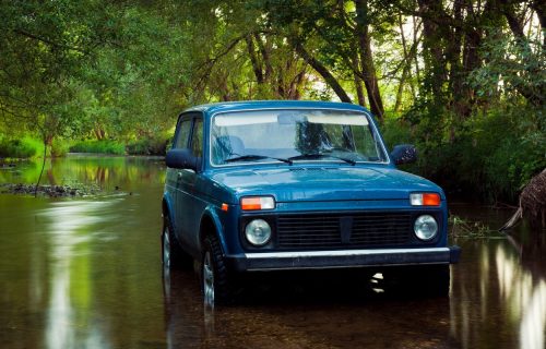 Legendarna Lada Niva je verovatno NAJJEFTINIJI električni automobil na tržištu (VIDEO)