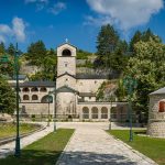 SKANDALOZNA odluka: Odbijen zahtev da Cetinjski manastir postane svojina Srpske Pravoslavne Crkve