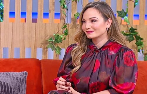 Ovako izgleda BRAT Jelene Tomašević: Retko se pojavljuje u javnosti, a izuzetan je PEVAČ (FOTO)