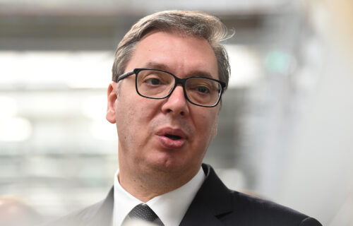 Vučić pokopao Violu i Piculu: Osuđuju mural Mladiću, a godinama ćute na ustaški grafit u Zagrebu (VIDEO)