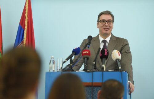 Vučić u Jagodini: Radićemo da dovedemo nemačkog ili japanskog investitora koji će davati VEĆE PLATE