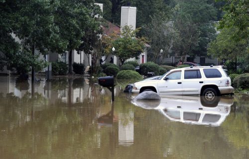 POPLAVE u Alabami odnose živote: Najmanje četvoro ljudi stradalo zbog obilnih kiša (FOTO)