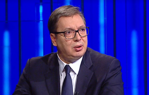 Predsednik Vučić najavio povećanja od 1. januara: Evo koliko će da rastu plate i penzije