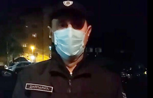 Policajac nakon INSPEKCIJE otkrio: Veliki broj građana ima kovid propusnice, dobili i instrukcije (VIDEO)