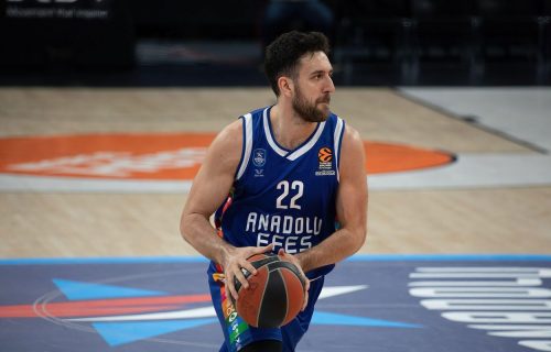 Turbo Micić rastužio Đorđevića: Moćni Efes srušio Fener u finalu Kupa!