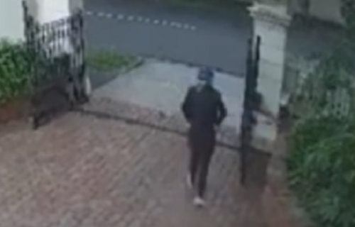 Biciklistkinja mu ušla u dvorište i učinila NAJODVRATNIJU stvar, a onda joj je prejako uzvratio (VIDEO)