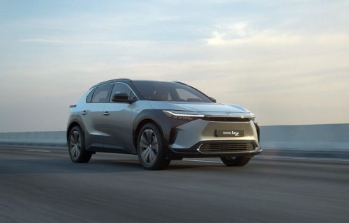 Toyota povlači svoj prvi električni crossover: Postoji OPASNOST od otpadanja točkova