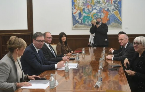 Vučić razgovarao sa Rot: Srbija u poslednjih nekoliko godina ostvarila izuzetan ekonomski rezultat (FOTO)