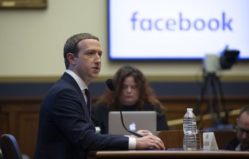 Da li je OVO novi naziv za Facebook? Mark Zakerberg vidi budućnost u metaverzumu