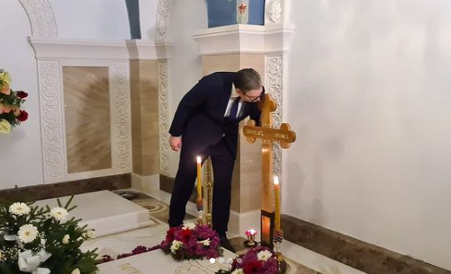 Vučić u Hramu Svetog Save na GODIŠNJICU smrti Irineja: "Naš skromni i veliki patrijarh" (FOTO)